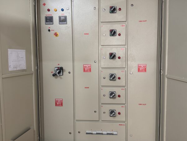 LT Distribution Panel